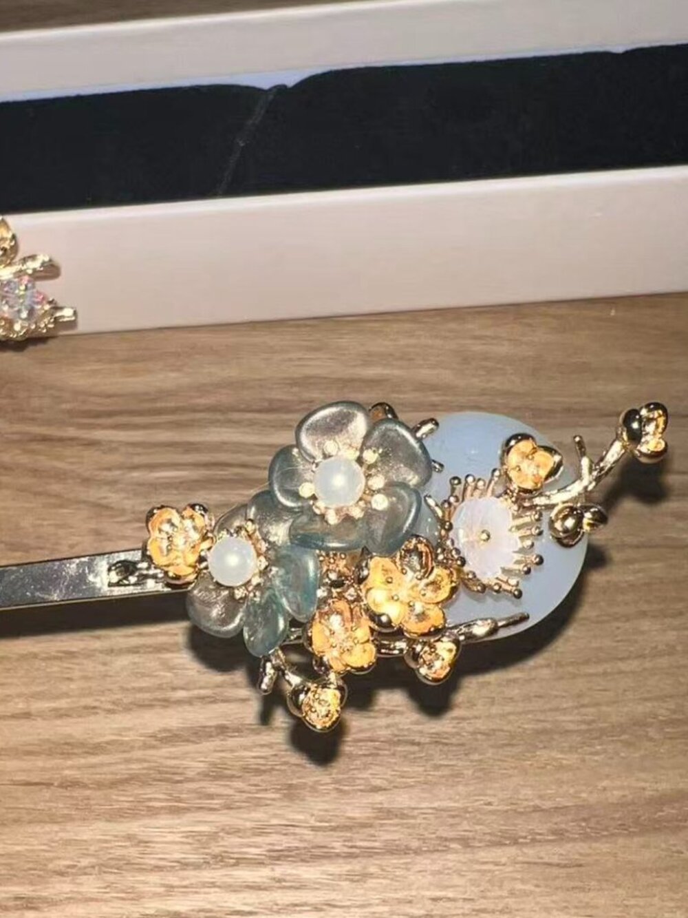Chinese-style hair clips - Picture 4 of 5